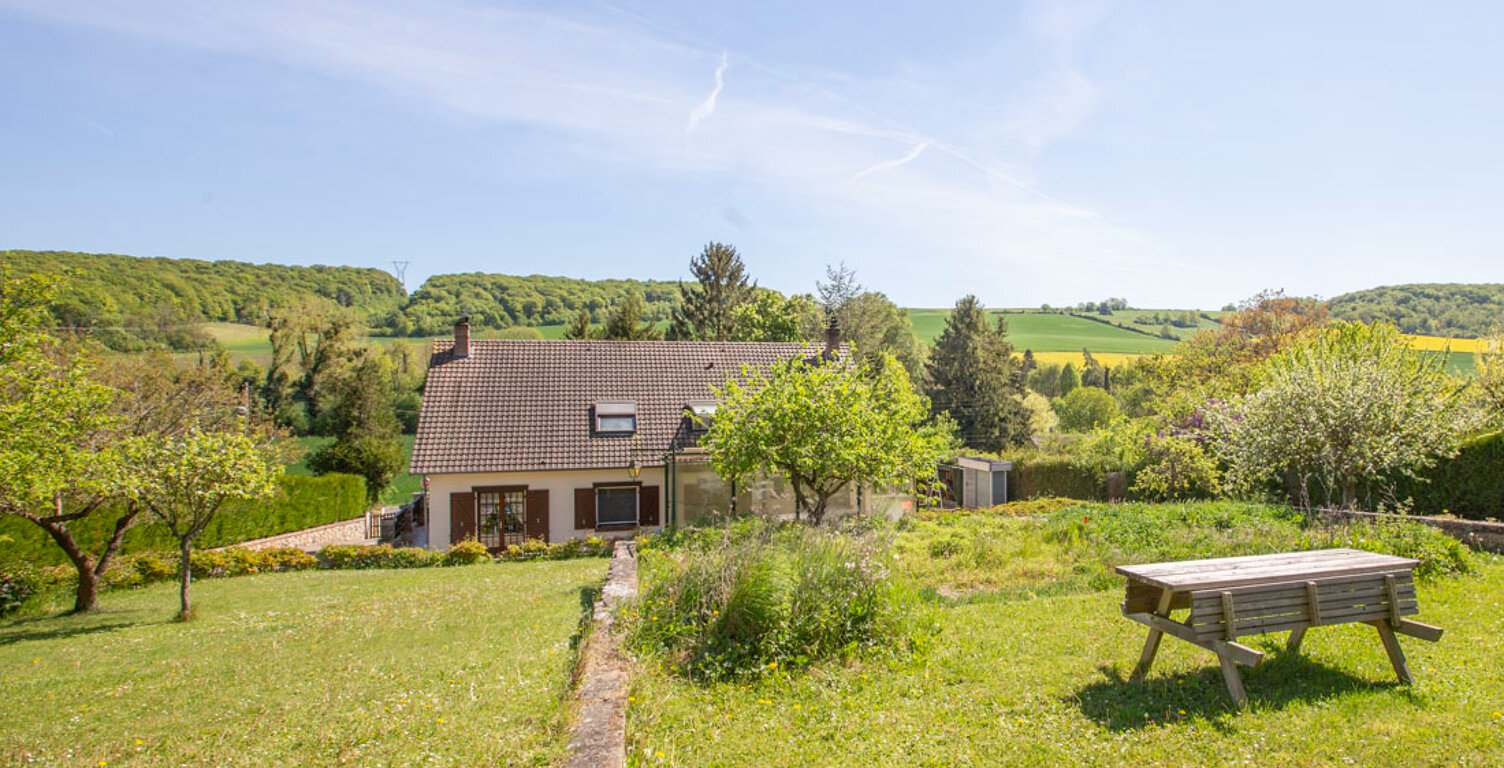 Maison de Maçon 122 m2 + Grand Sous sol ;sur un Terrain de 1,6 Hectare ? Les Andelys — photo 1