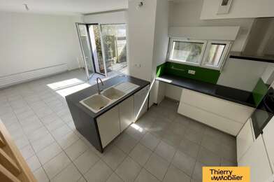 Appartement 4 pièces 275000 €
