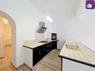 Immeuble  153 m² — photo 3