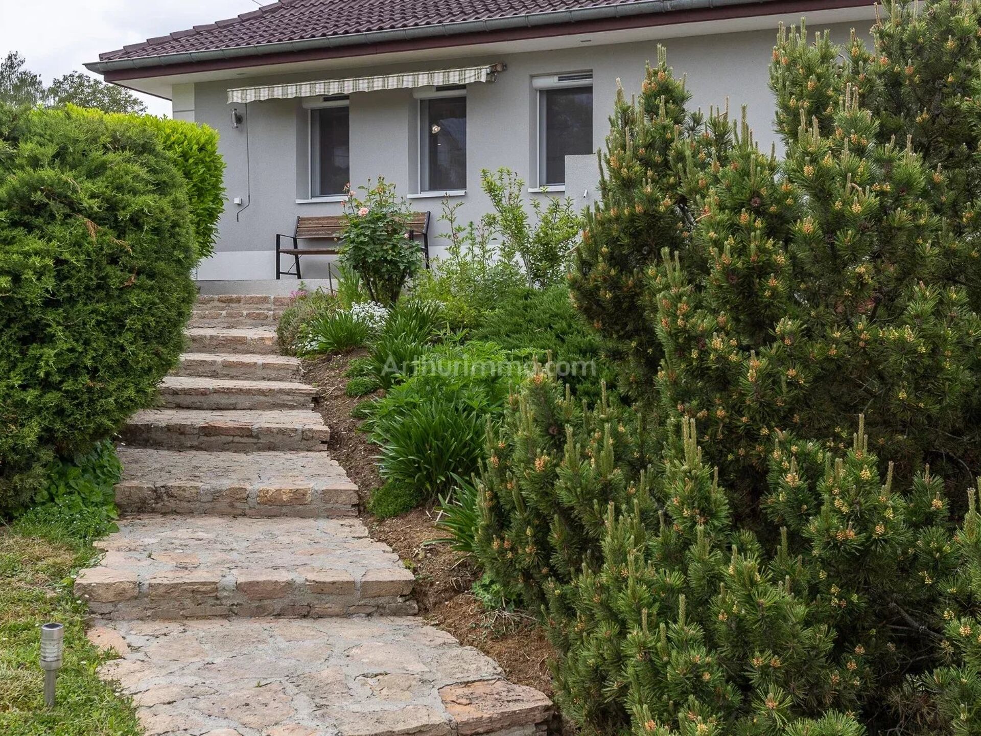 Maison 4 pièces 103 m² · à Les Avenières Veyrins-Thuellin · 103 m² · 350 000 €