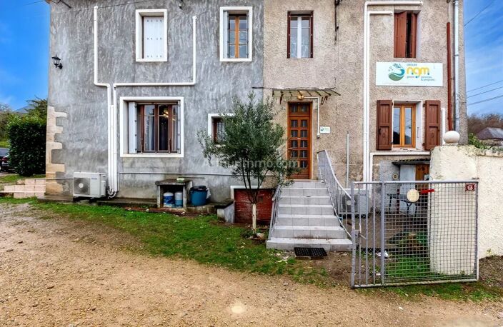 Vente maison 13 pièces 220 m² Les Avenières Veyrins-Thuellin (38630) — photo 2
