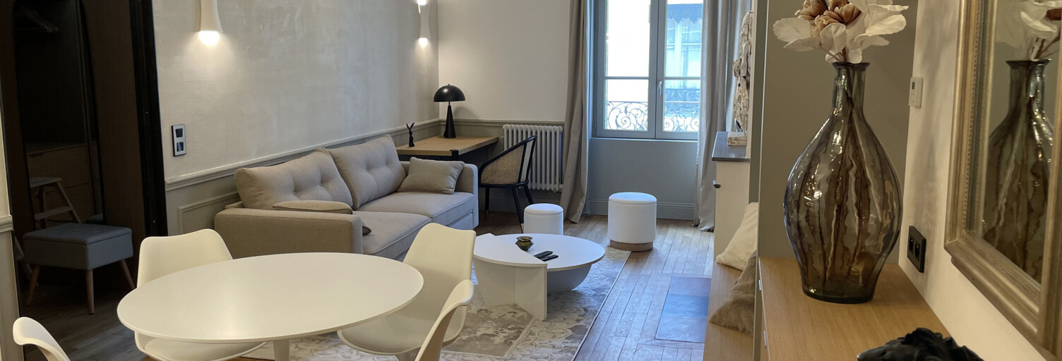 Appartement 2 Pièces 49 m² à louer à Lyon 2 (69002)