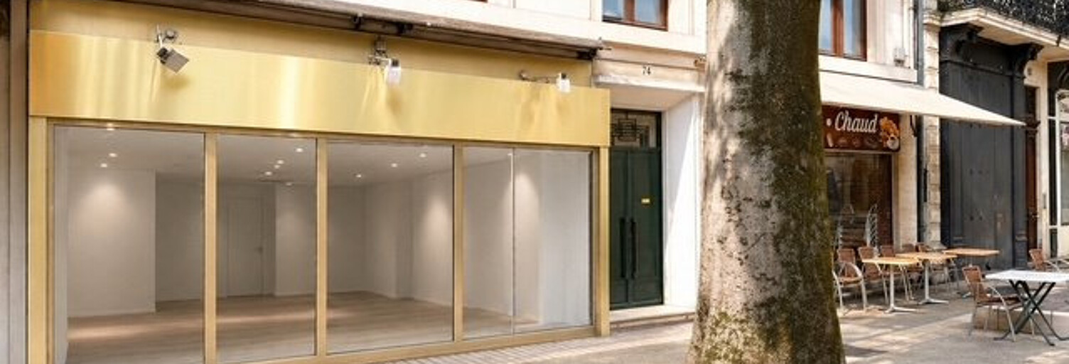 Commerce  125 m² à louer à Nîmes (30000)
