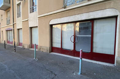 Bureau  2173 €