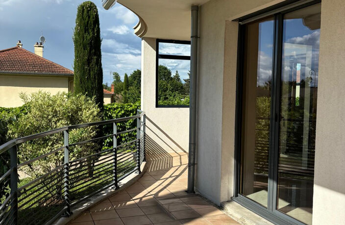 EXCLUSIVITE : Limas appartement  familial avec jardin à prox — photo 2