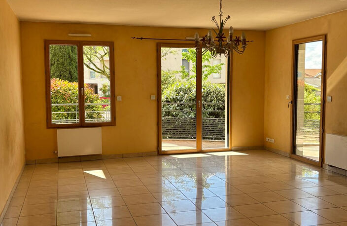 EXCLUSIVITE : Limas appartement  familial avec jardin à prox — photo 5