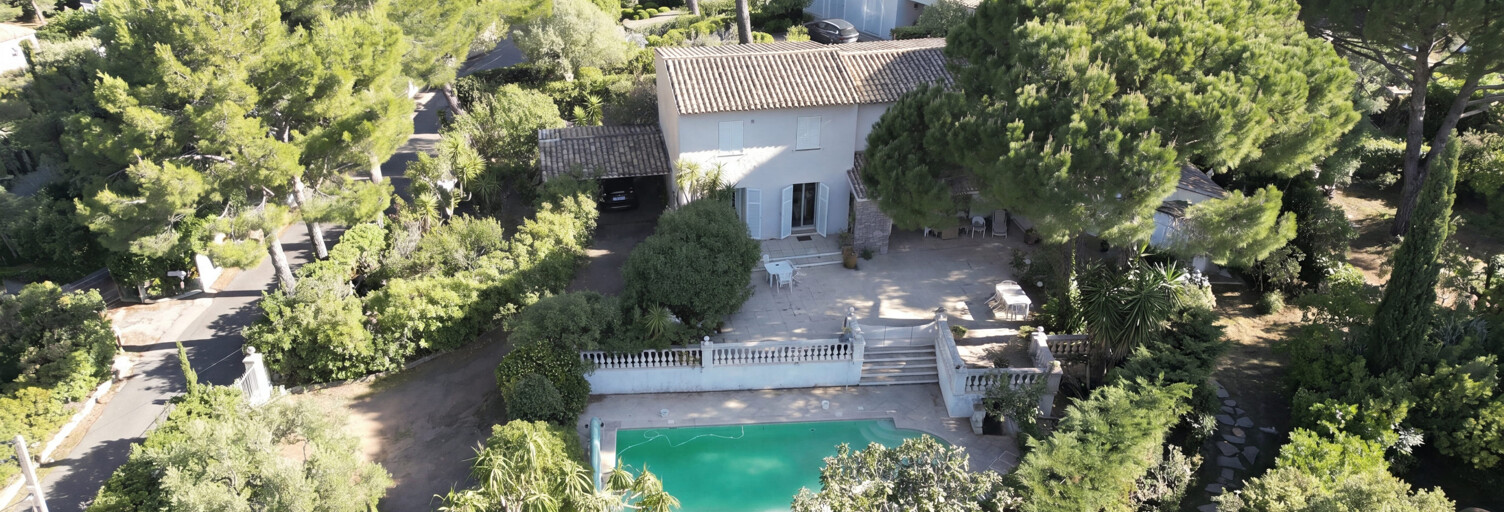Maison 8 Pièces 210 m² à vendre à Antibes (06600)