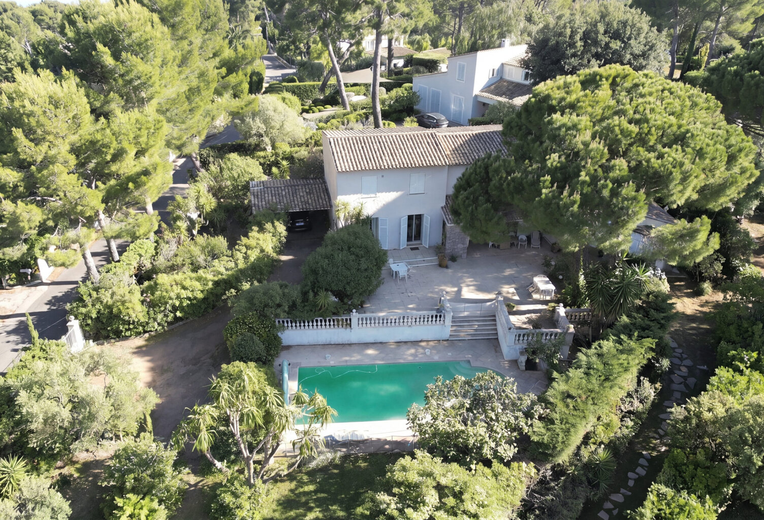 JUAN LES PINS - SAINT MAYMES- BELLE PROPRIETE PROVENCALE — photo 1
