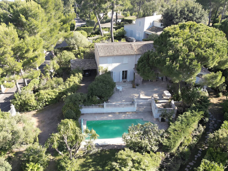 JUAN LES PINS - SAINT MAYMES- BELLE PROPRIETE PROVENCALE — photo 1