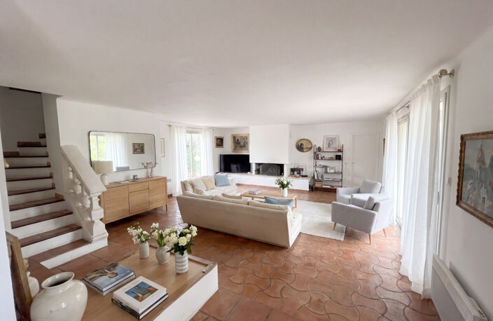JUAN LES PINS - SAINT MAYMES- BELLE PROPRIETE PROVENCALE — photo 5