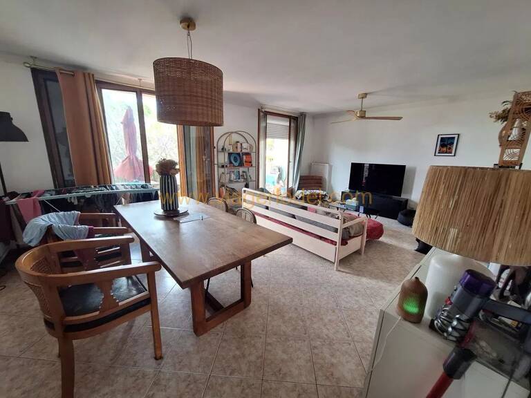 Réf. 10084 - VIAGER LIBRE PAR PERCEPTION DES LOYERS - SAINT RAPHAEL (83) — photo 1