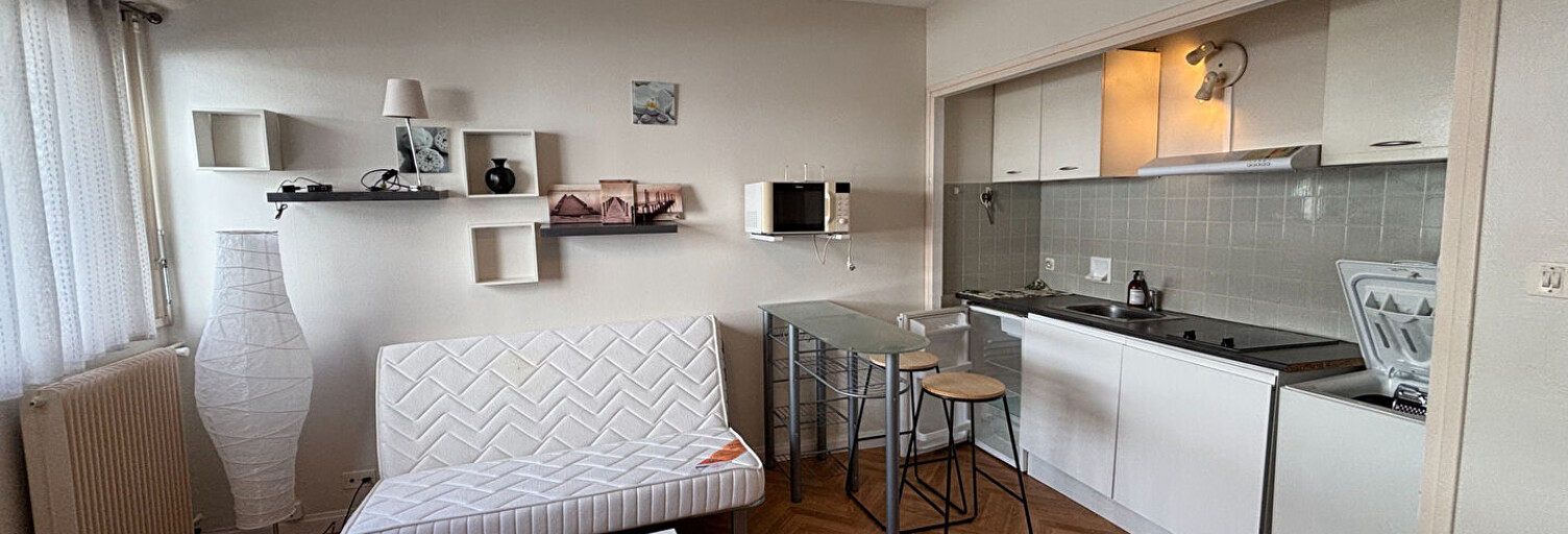 Appartement 1 Pièce 22 m² à louer à Pau (64000)