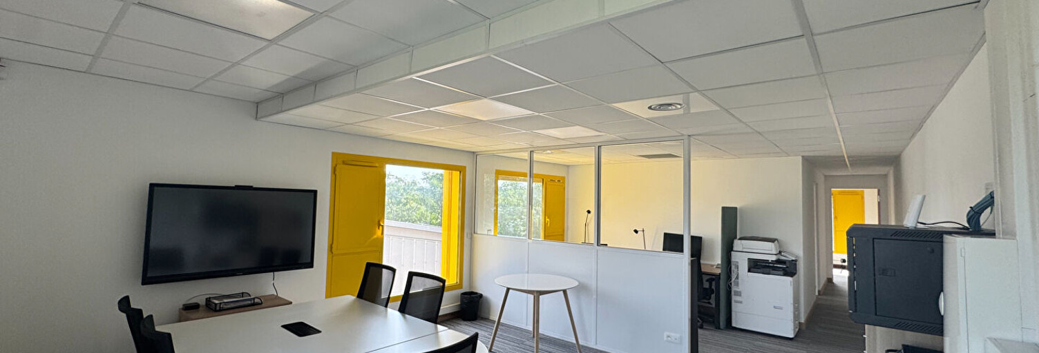 Bureau 3 Pièces 70 m² à louer à Avignon (84140)
