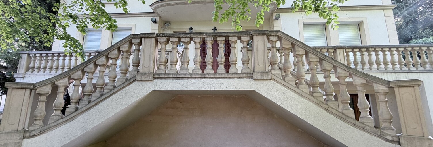 Maison 12 Pièces 301 m² à vendre à Saint-Maur-des-Fossés (94100)