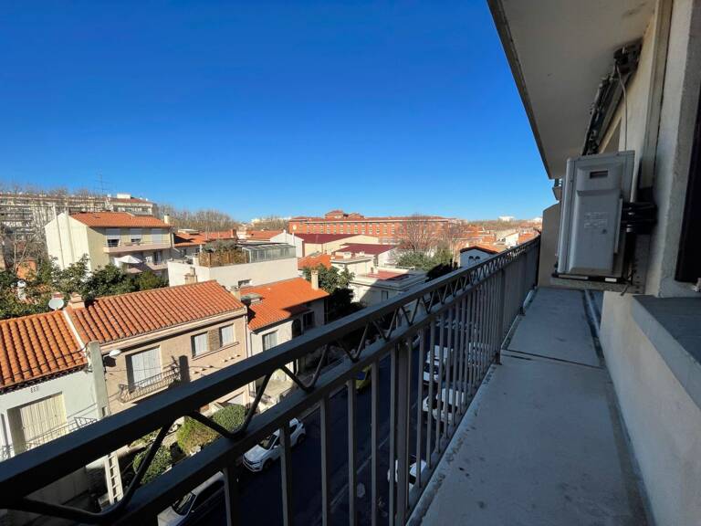 4 Pièces Appartement T4 avec parking et cave — photo 1