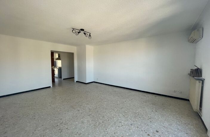 4 Pièces Appartement T4 avec parking et cave — photo 4