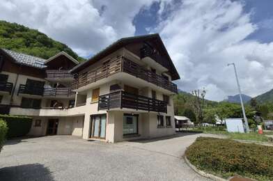 Appartement 3 pièces 180000 €