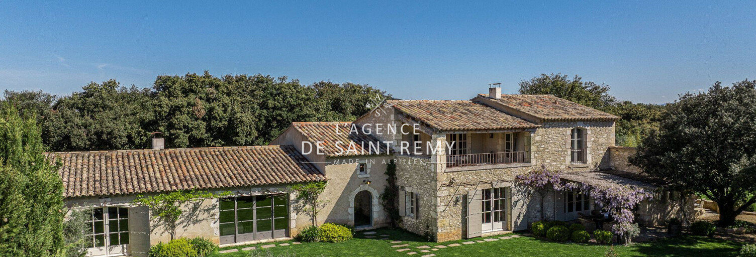 Maison 8 Pièces 300 m² à vendre à Eygalières (13810)