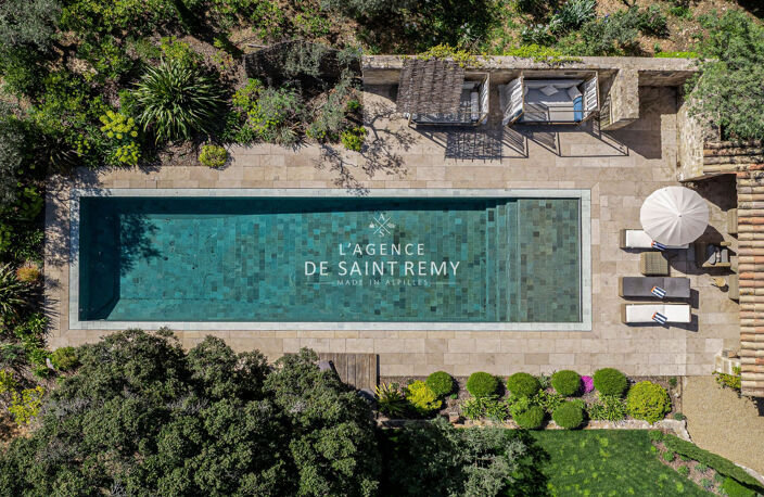Bienvenue à une adresse confidentielle dans le somptueux villa — photo 4