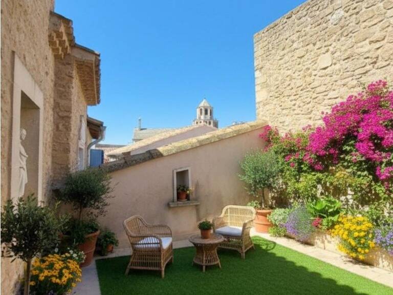 Le Thor, toit-terrasse et garage au cœur du village — photo 1