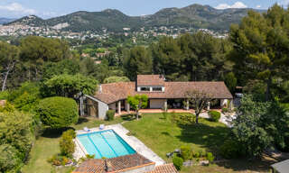 Maison 8 Pièces 306 m² à vendre à Allauch (13190)