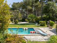 Allauch Maison d'Architecte 306 m2 6/8 pieces de plain-pied — photo 2