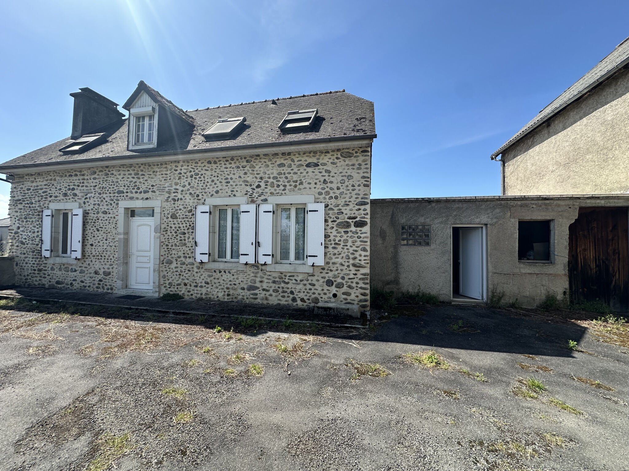 Villa / Maison  T5 à vendre Lée 64320