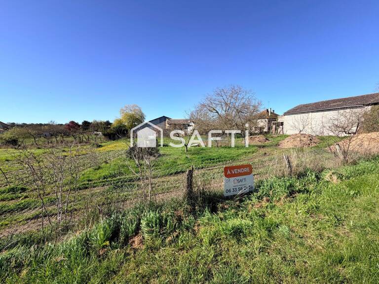 Grand terrain constructible 1697 m2 — photo 1