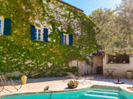 Aix-en-Provence : Bâtisse d'environ 280 m2 + dépendance d'en — photo 4