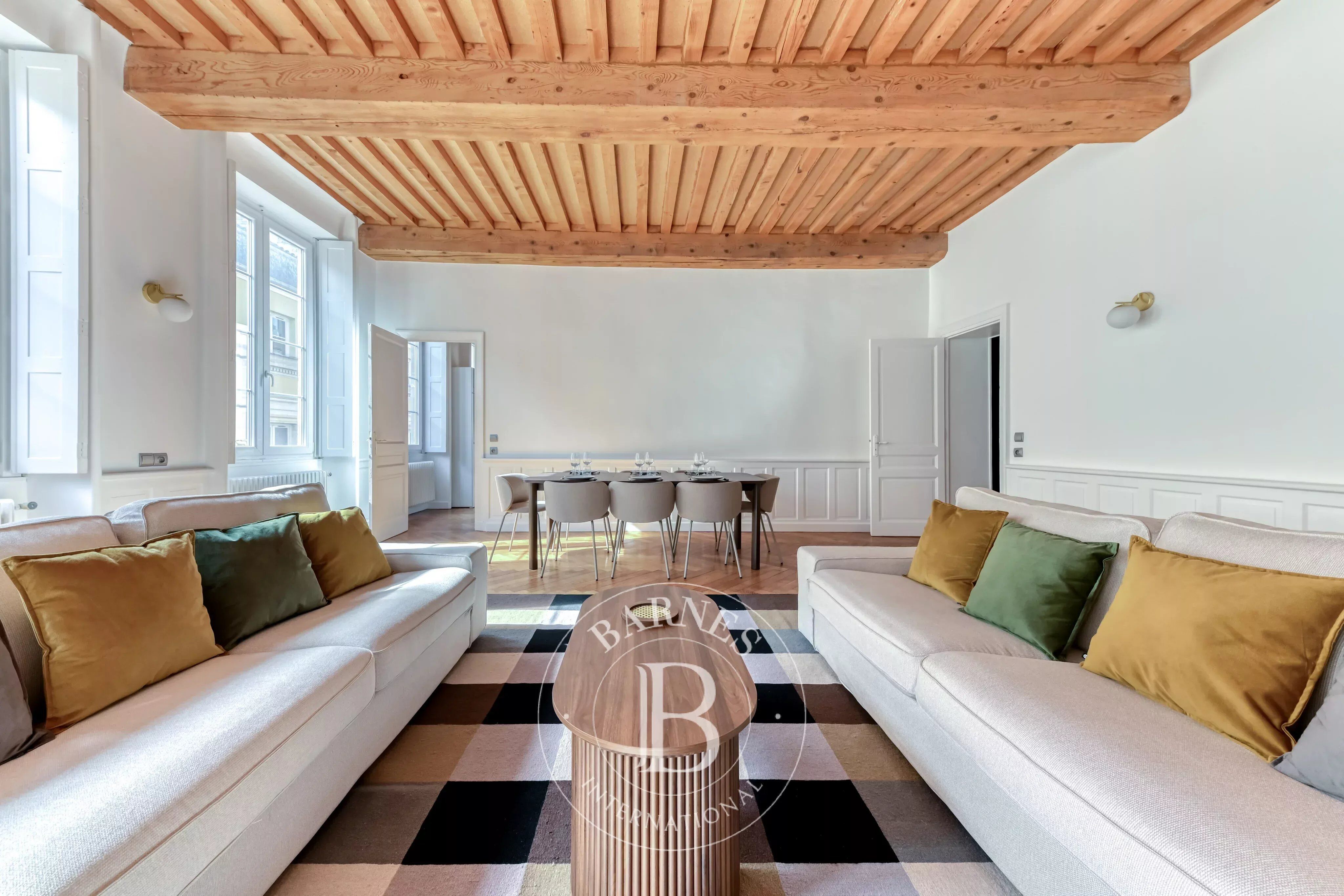 Appartement L T5