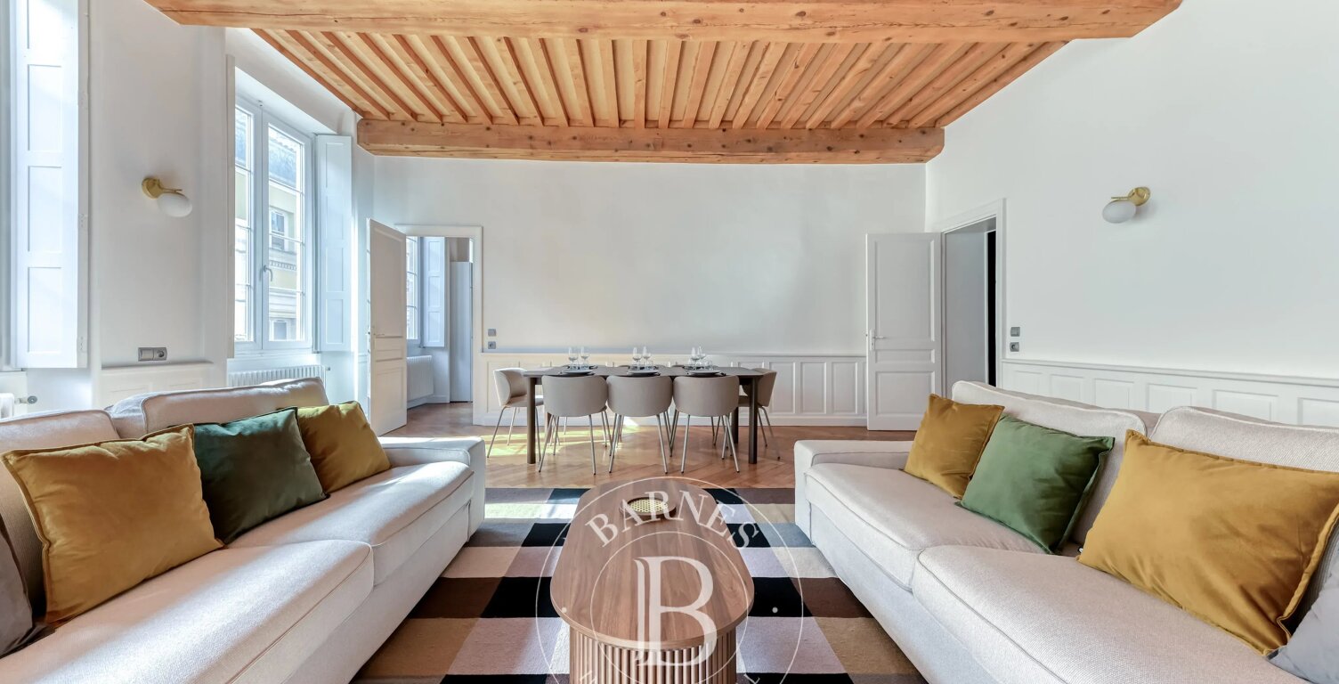 Lyon 1 - Terreaux - Appartement meublé et rénové  de 138,43 m² - Bureau - 3 Chambres — photo 1