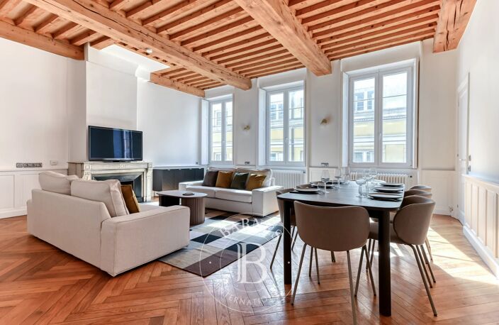 Lyon 1 - Terreaux - Appartement meublé et rénové  de 138,43 m² - Bureau - 3 Chambres — photo 2