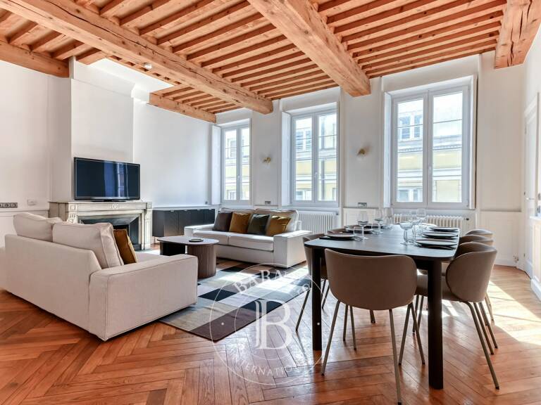 Lyon 1 - Terreaux - Appartement meublé et rénové  de 138,43 m² - Bureau - 3 Chambres — photo 1
