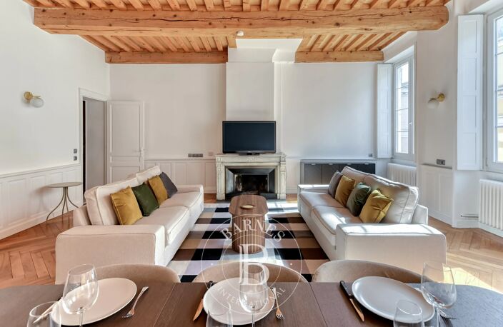 Lyon 1 - Terreaux - Appartement meublé et rénové  de 138,43 m² - Bureau - 3 Chambres — photo 3