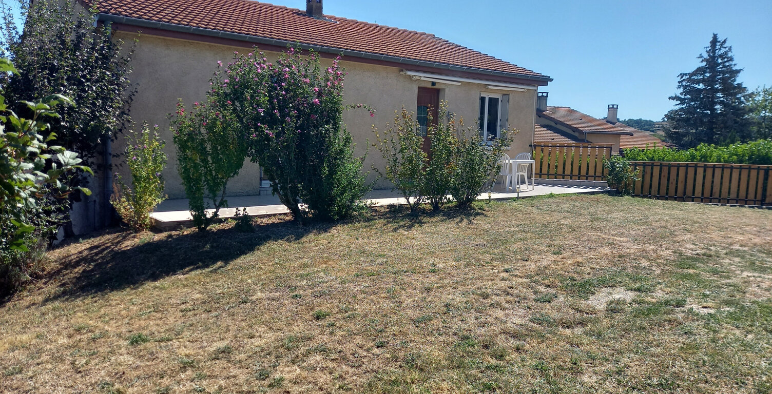 Maison individuelle T4 sur la commune de Preaux avec 1125m2 — photo 1