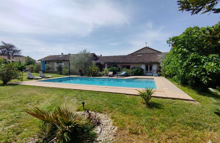 MAISON DE VILLAGE AVEC GITE — photo 2