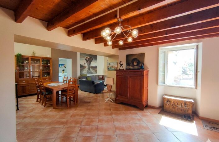 MAISON DE VILLAGE AVEC GITE — photo 3