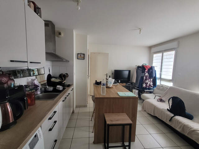 Centre ville de Talmont, au pied des commerces — photo du bien