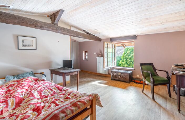 Vente maison 10 pièces 226 m² Ars-sur-Formans (01480) — photo 5