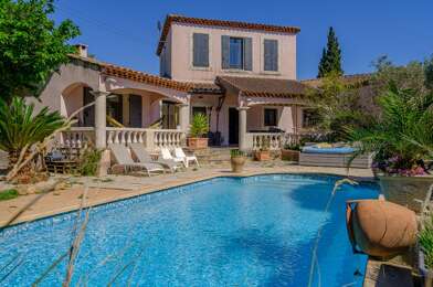 Maison 7 pièces 843000 €