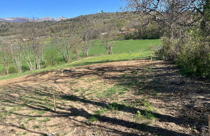 Terrain Gap 736 m2 — photo 3