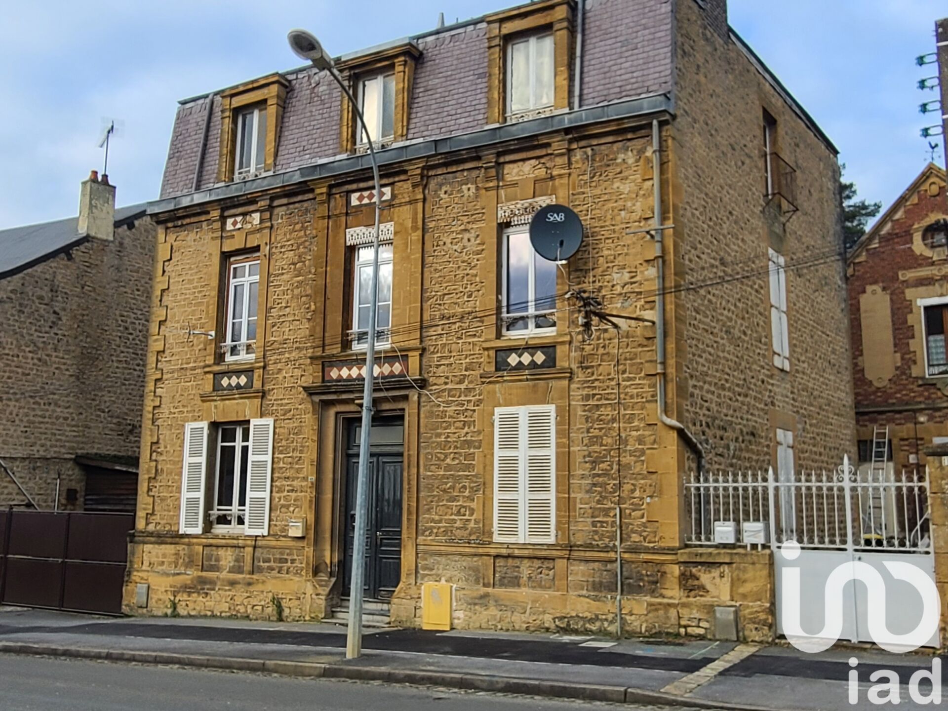 Vente Immeuble 260 m² - Photo 2