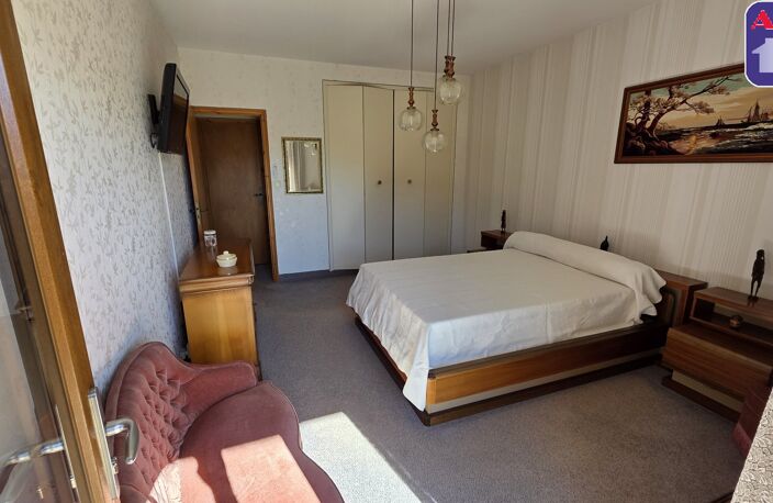 Vente maison 7 pièces 207 m² Foix (09000) — photo 5