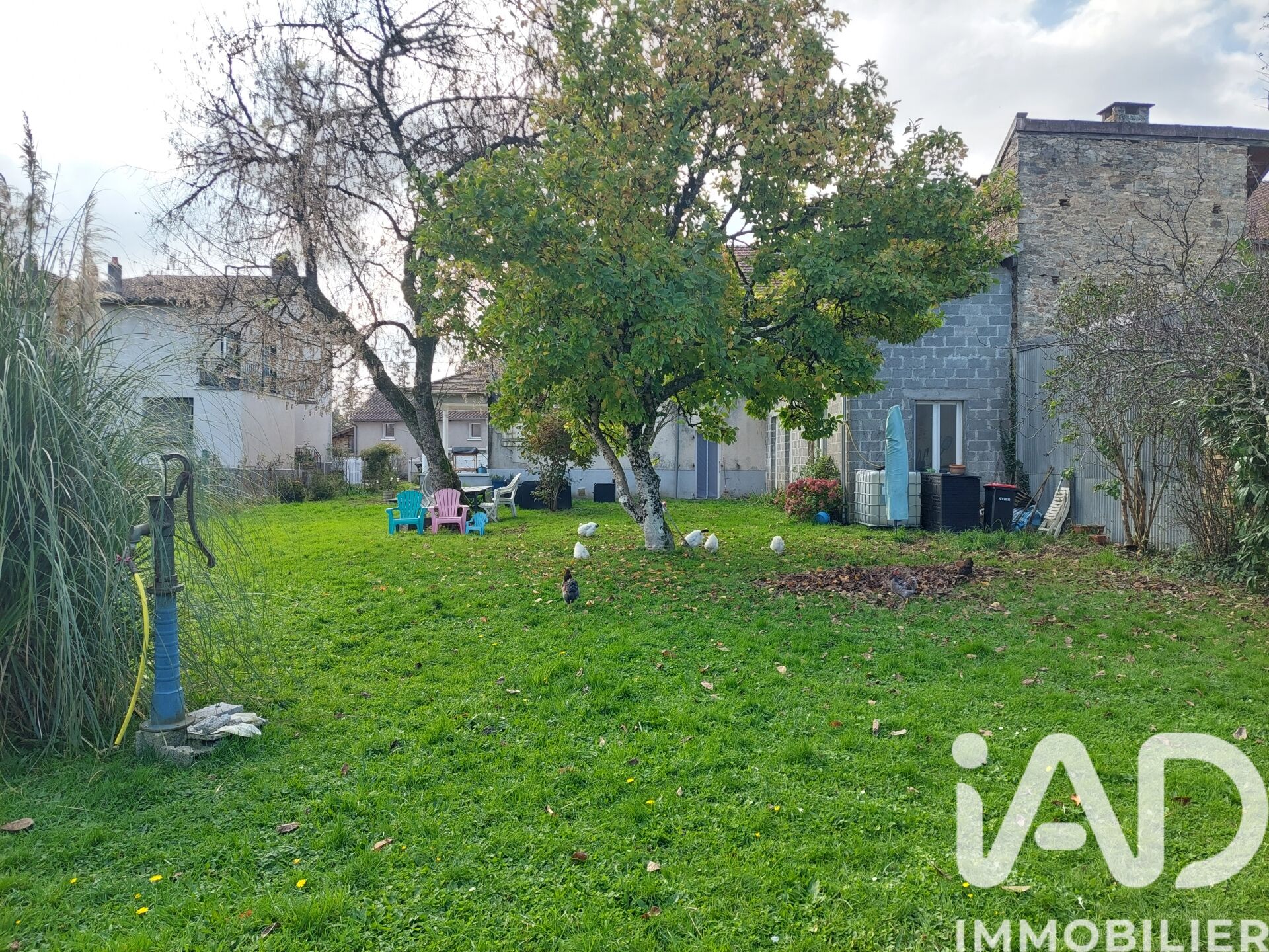 Vente Maison/villa 8 pièces - Photo 2