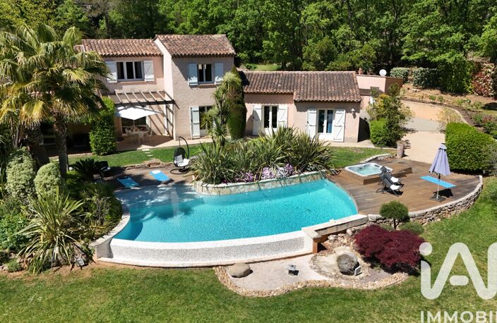 Vente Maison/villa 9 pièces — photo 2