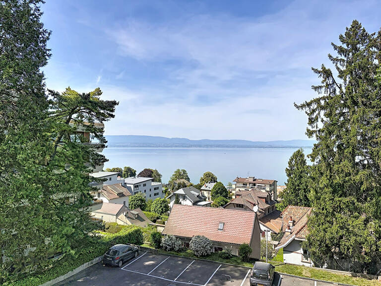 Superbe T2 lumineux avec vue lac, proche centre et embarcadère — photo 1