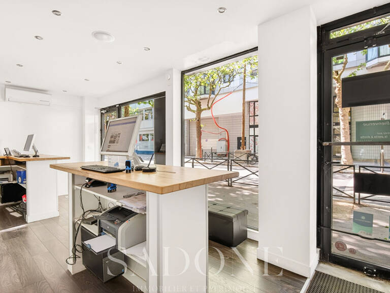 Local commercial Boulogne Billancourt 62 m2 — photo 1