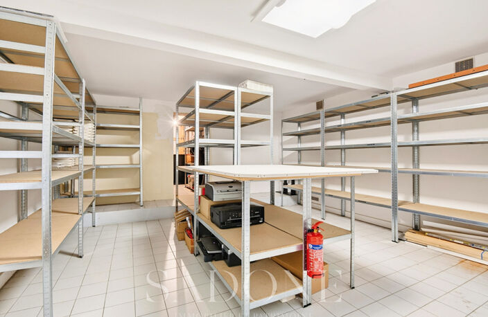 Bureaux à louer Boulogne Billancourt 62.21 m2. Marcel Sembat. — photo 4