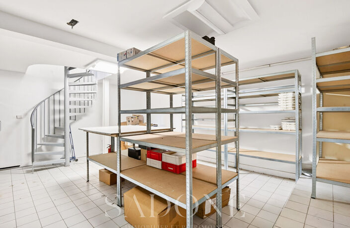 Bureaux à louer Boulogne Billancourt 62.21 m2. Marcel Sembat. — photo 5