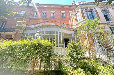 Bureau 4 pièces 630000 €